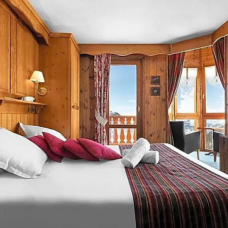 Les Balcons Village 酒店 3*
